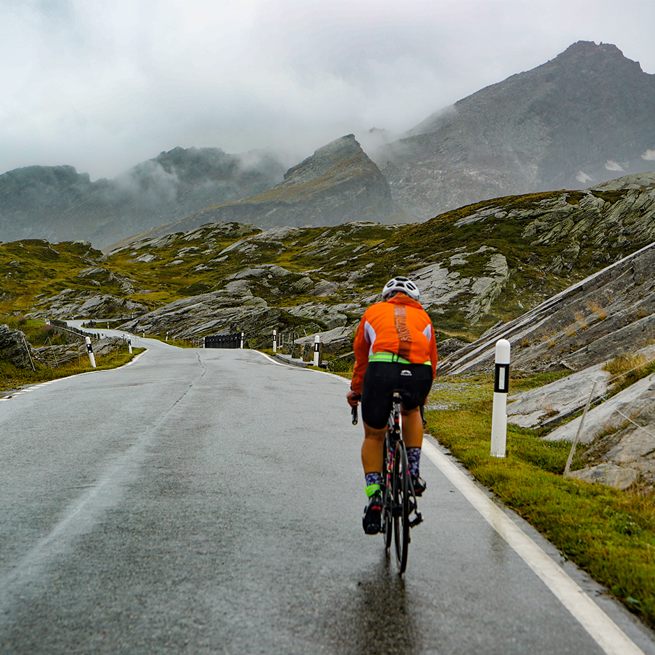 TORTOUR ULTRACYCLING – in zwei Tagen mit dem Rennrad um die Schweiz